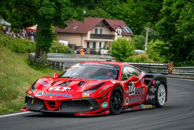 Ferrari 488 низ свиок