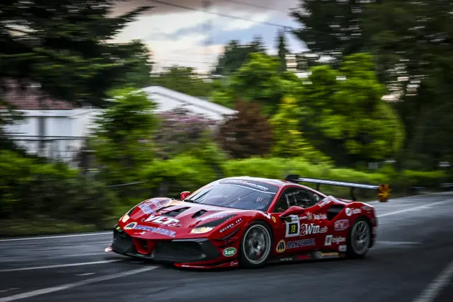 Ferrari 488 на ридска патека